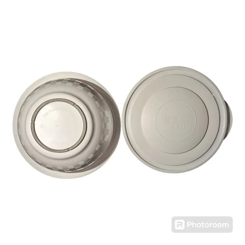 PAMPERED CHEF 8.75
